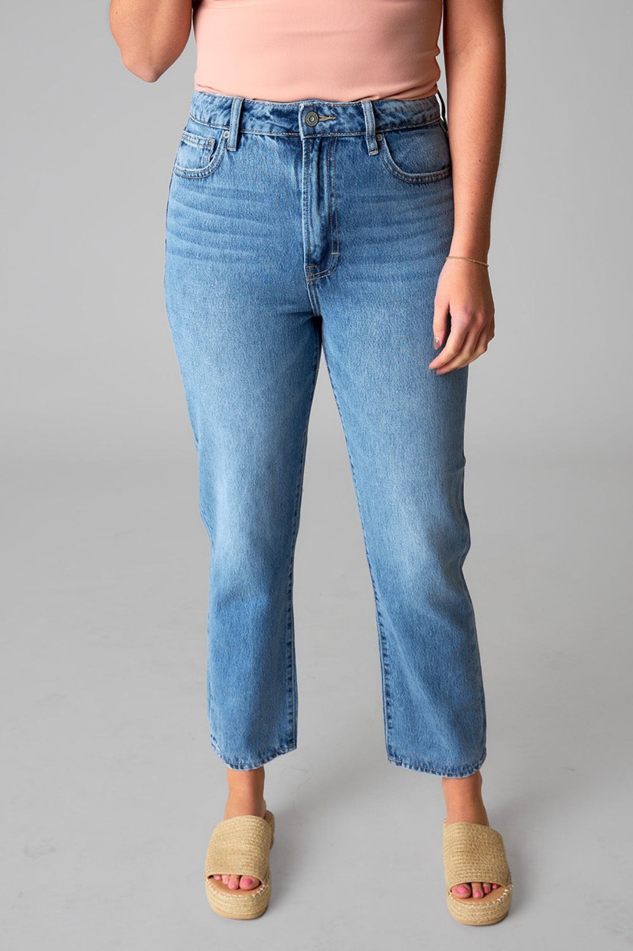 Bottoms Hidden | Tracey Classic Straight Jean - Medium Wash