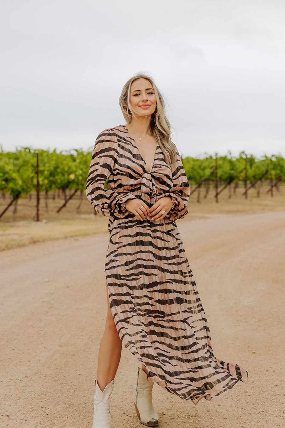 Dresses BuddyLove Clothing Label | Buddylove Desirae Long Sleeve Maxi Dress - Stampede